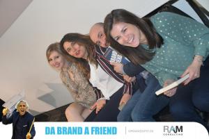 Da Brand a Friend (105)