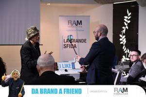Da Brand a Friend (114)