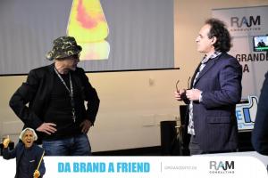 Da Brand a Friend (122)