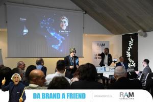 Da Brand a Friend (127)
