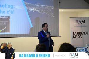 Da Brand a Friend (140)