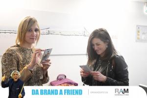 Da Brand a Friend (143)