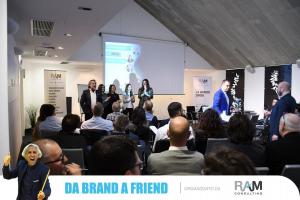 Da Brand a Friend (144)