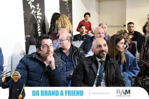 Da Brand a Friend (168)