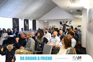 Da Brand a Friend (93)
