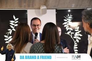 Da Brand a Friend (99)
