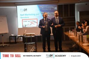 Time To Sell - No Vendite, No Party (11)