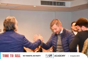 Time To Sell - No Vendite, No Party (20)