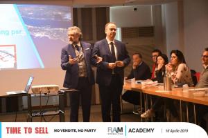 Time To Sell - No Vendite, No Party (40)